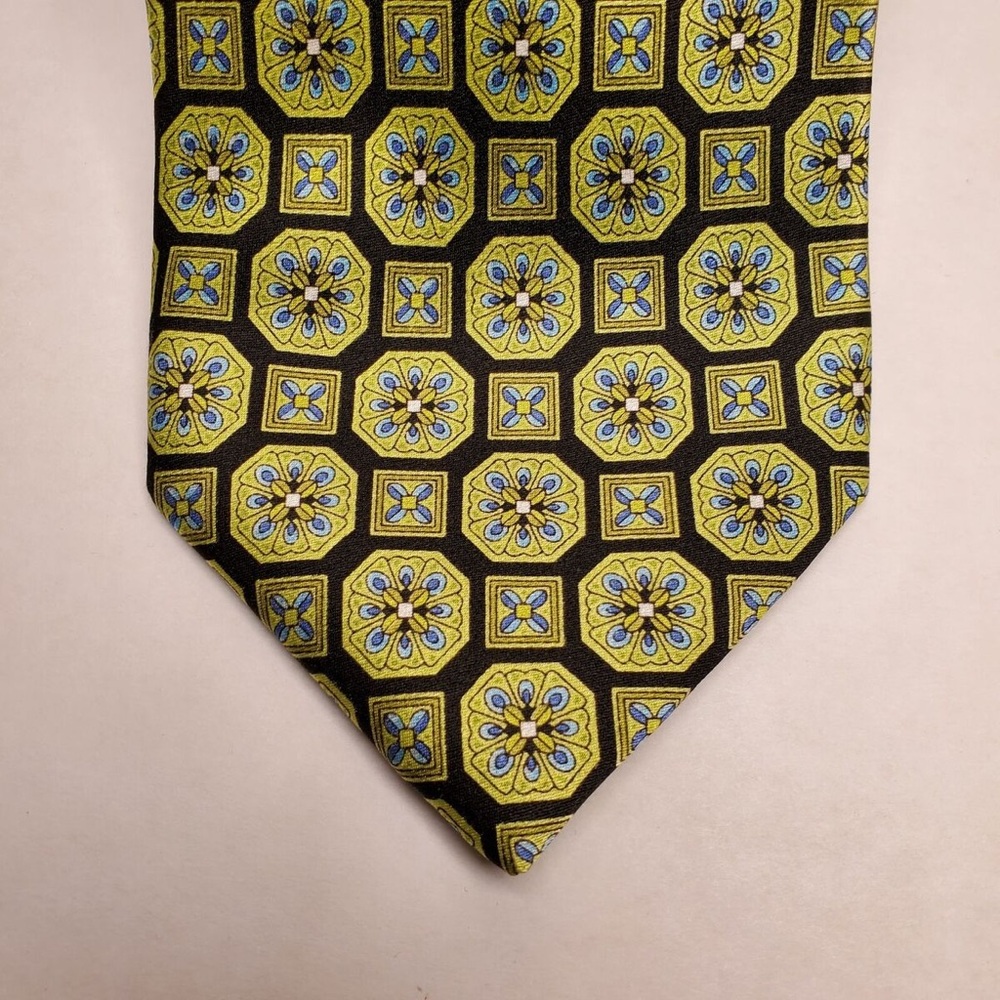 Geometric Patterned Tie in Yellow and Blue COUNTESS MARA